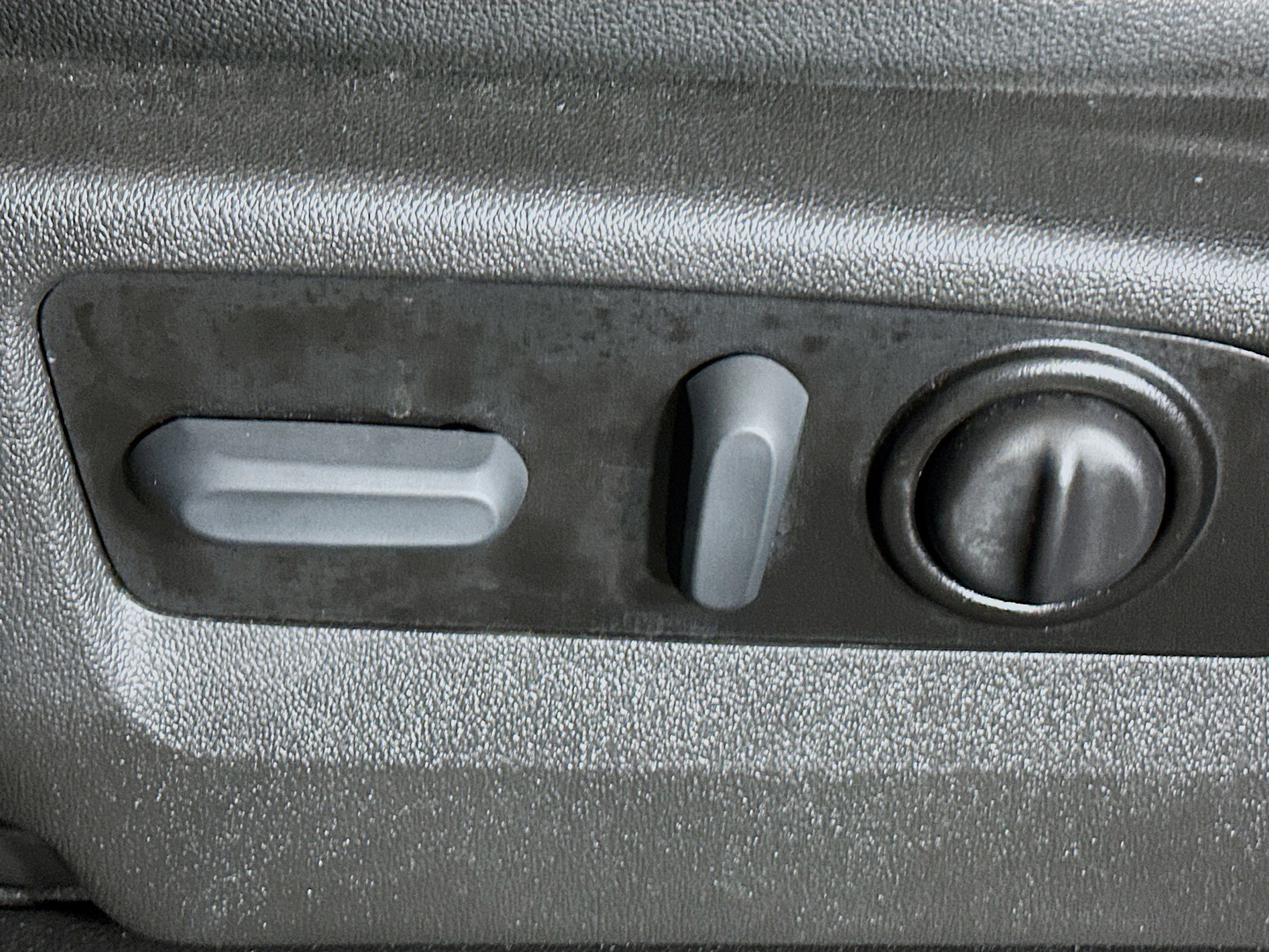 Used 2022 Chevrolet Silverado 1500 LTZ image 13