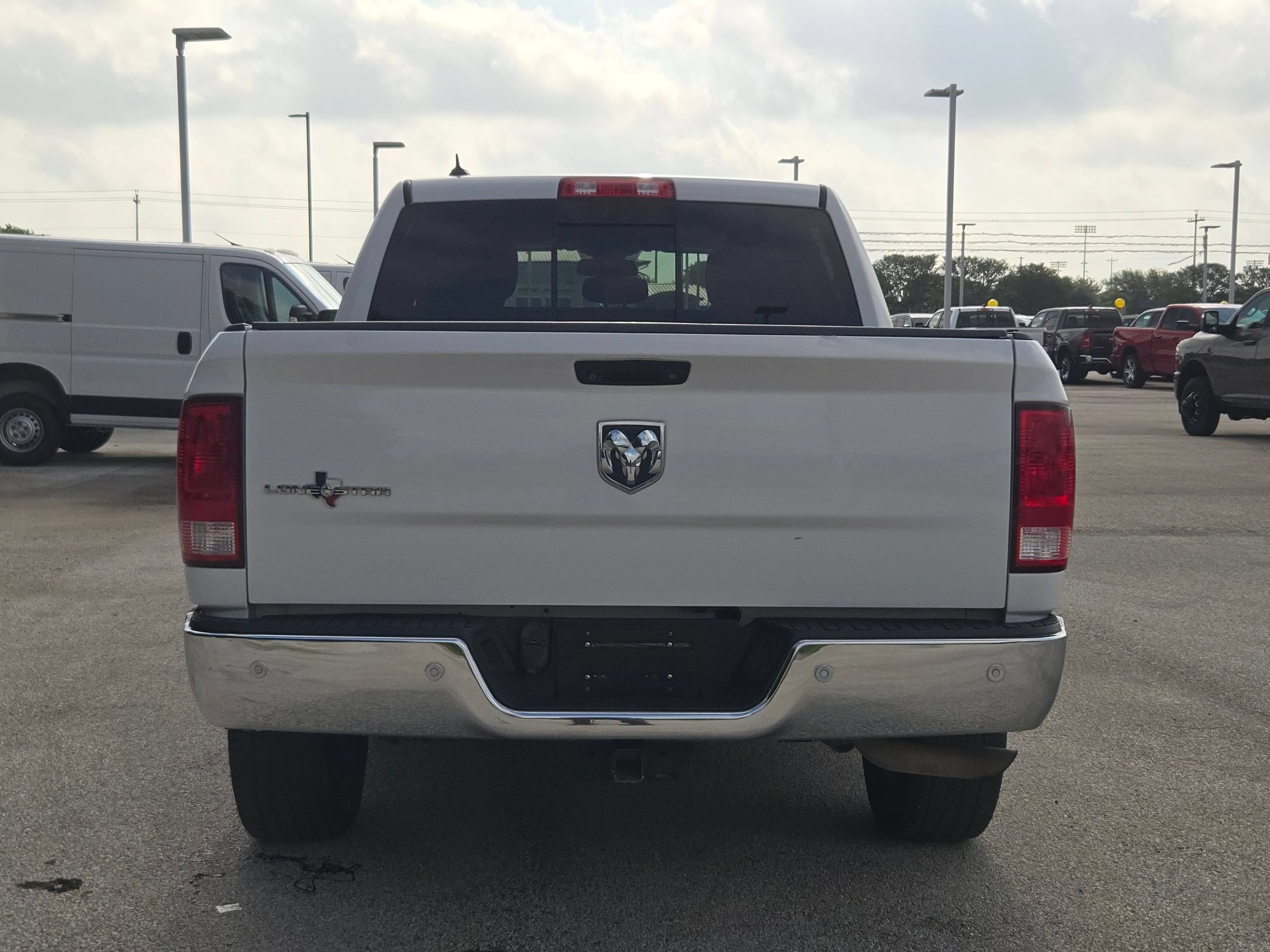 Used 2016 RAM 1500 Lone Star RWD image 4