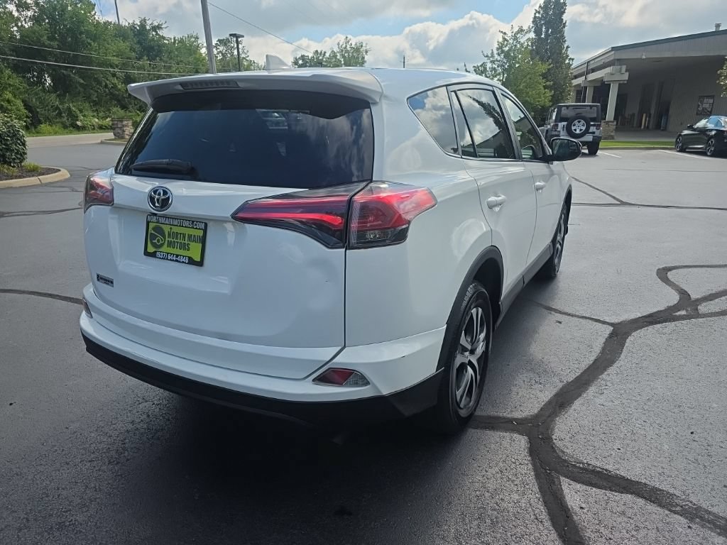 Used 2018 Toyota RAV4 LE w/ All Weather Liner Package FWD image 7
