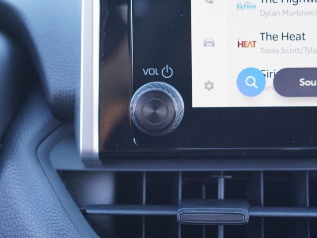 Certified 2023 Toyota RAV4 SE image 31