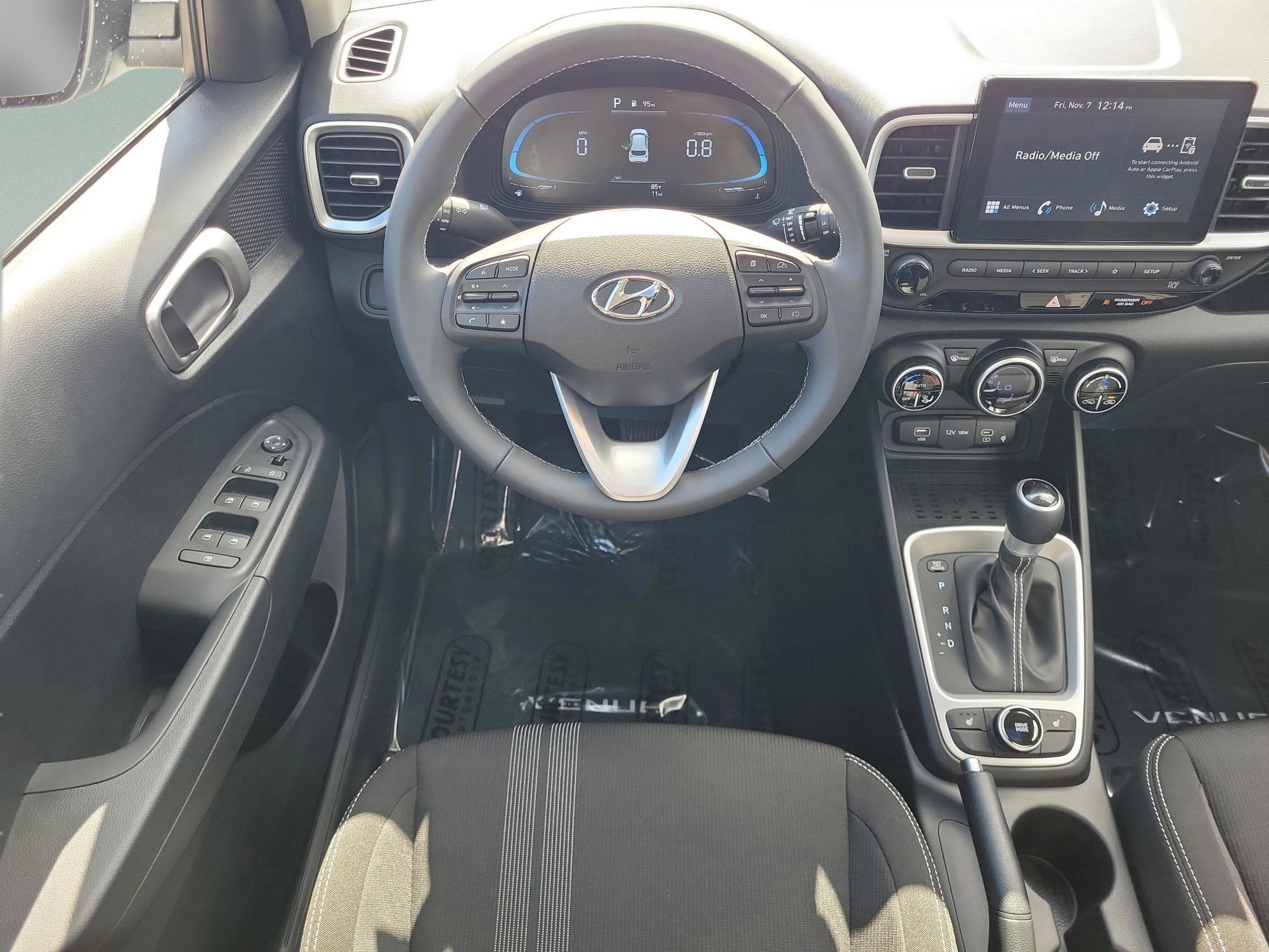 New 2026 Hyundai Venue SEL image 25