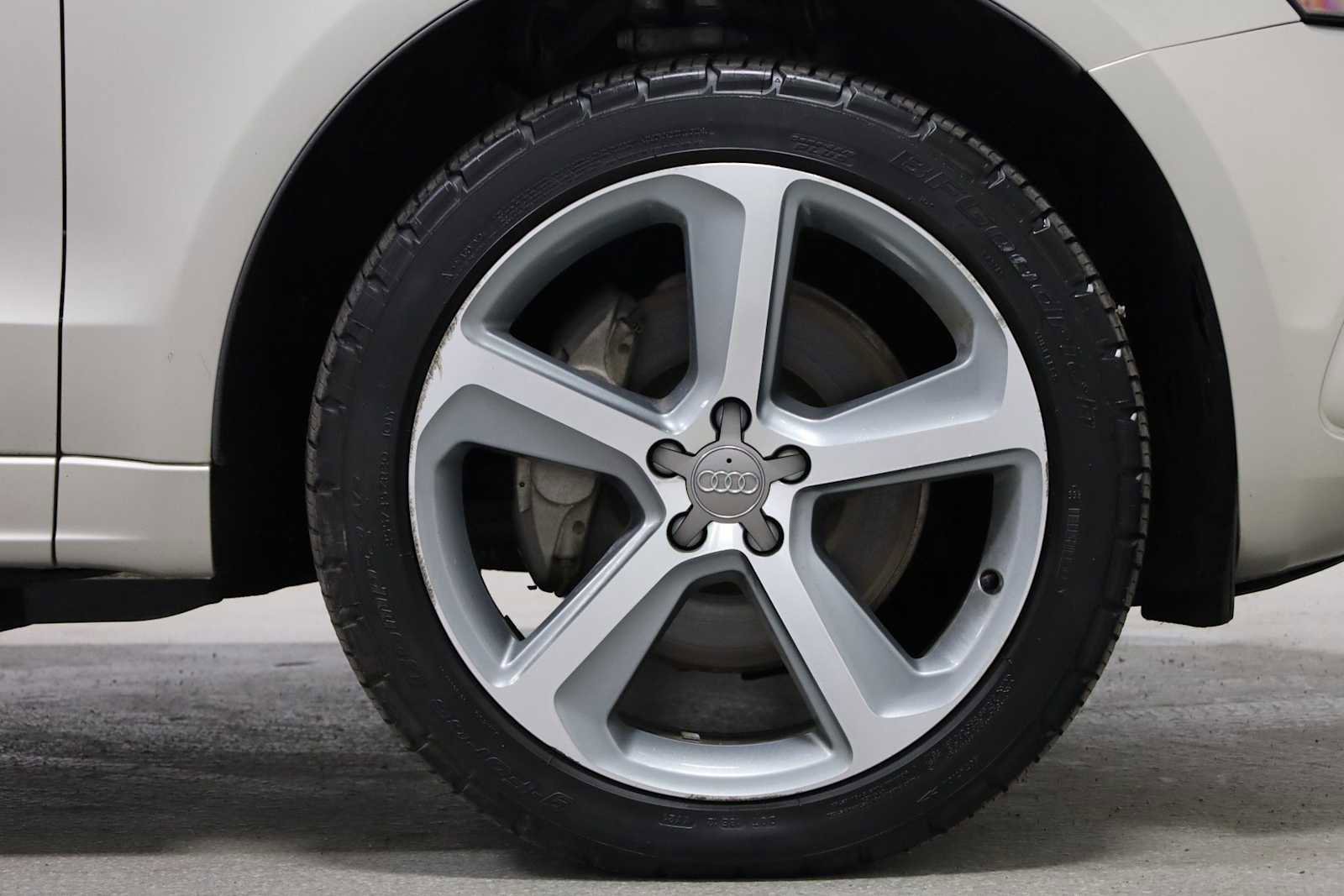 Used 2014 Audi Q5 3.0T Prestige image 12