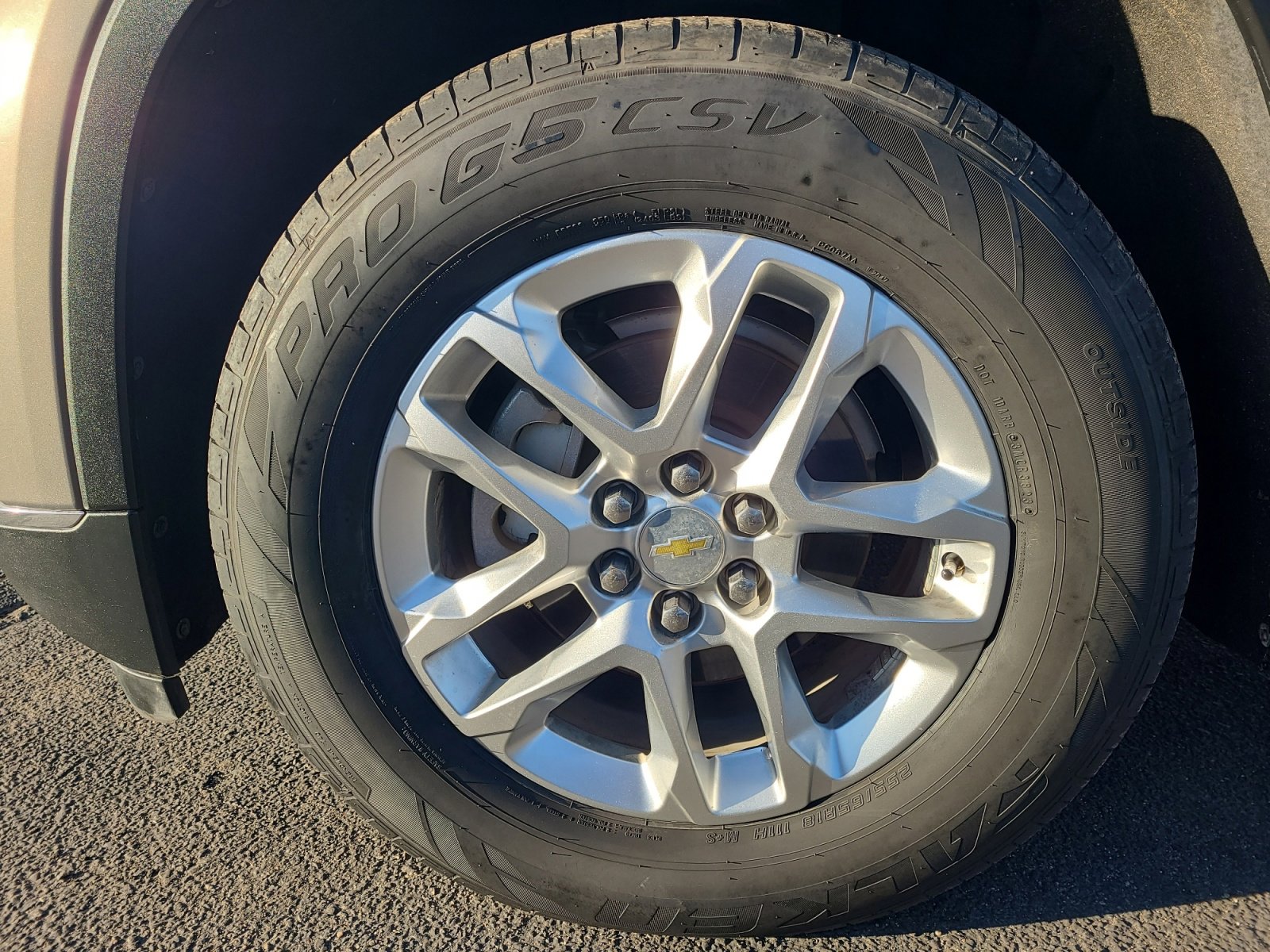 Used 2019 Chevrolet Traverse LT image 11