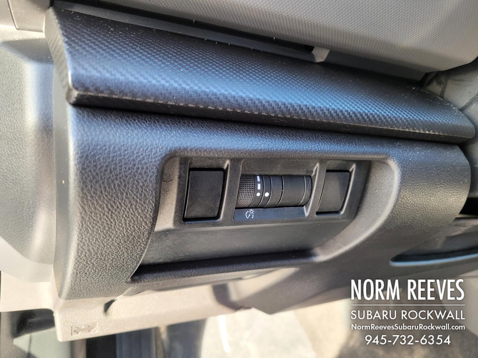 Certified 2024 Subaru Crosstrek 2.5i Limited w/ Crosstrek Mirror Package image 29