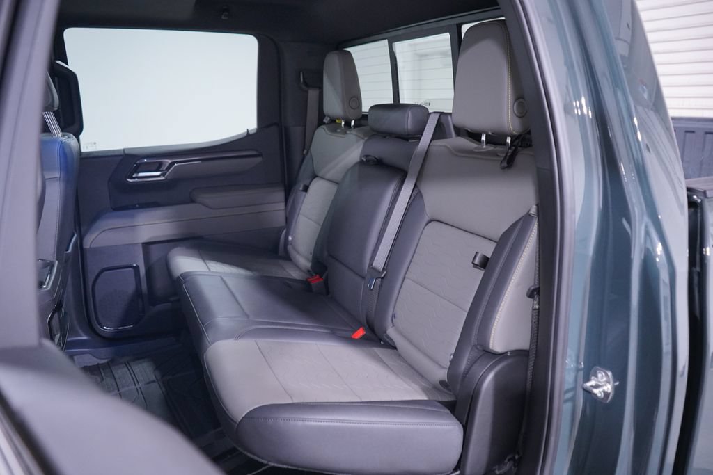 Used 2025 Chevrolet Silverado 1500 ZR2 AWD/4WD image 10