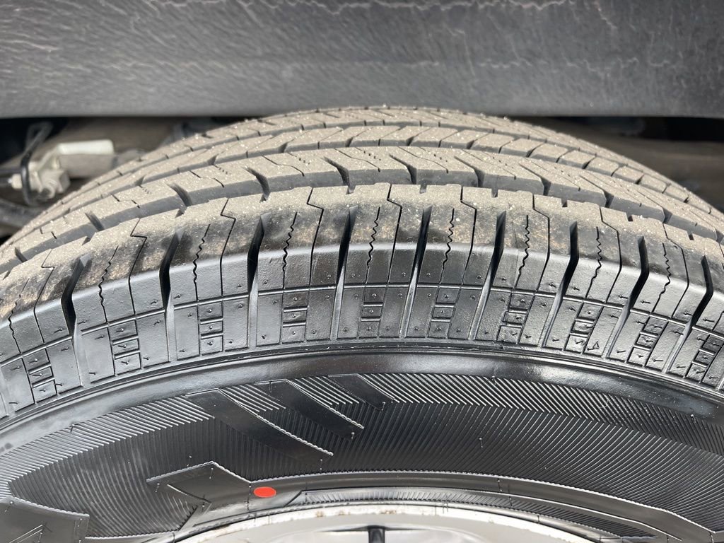 Used 2023 Chevrolet Express 2500 w/ Driver Convenience Package image 28