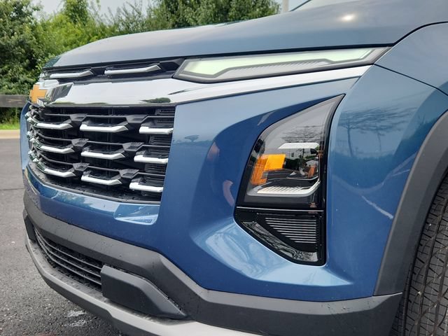 New 2027 Chevrolet Equinox LT w/ LPO, Floor Liner Package FWD image 10