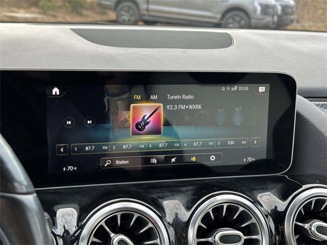 Used 2021 Mercedes-Benz GLA 250 4MATIC image 9