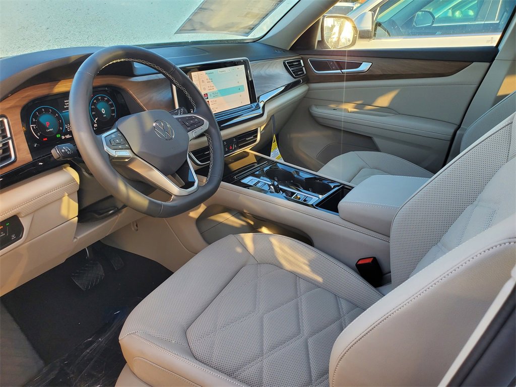 New 2026 Volkswagen Atlas SE image 7