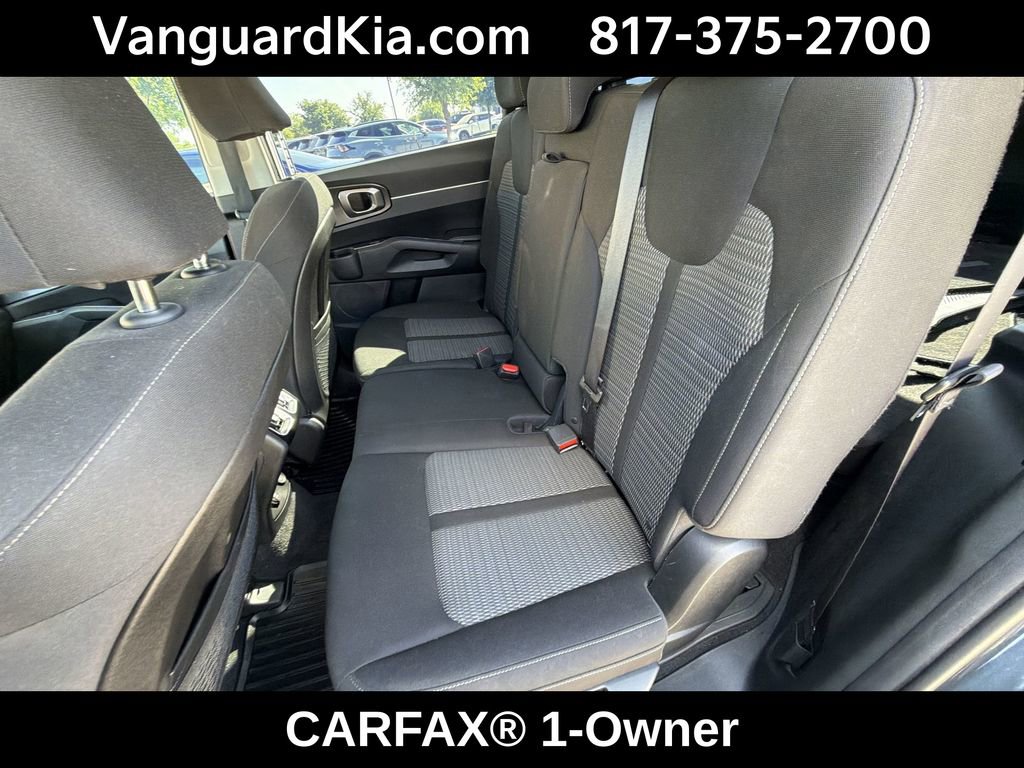 Certified 2023 Kia Sorento LX image 26