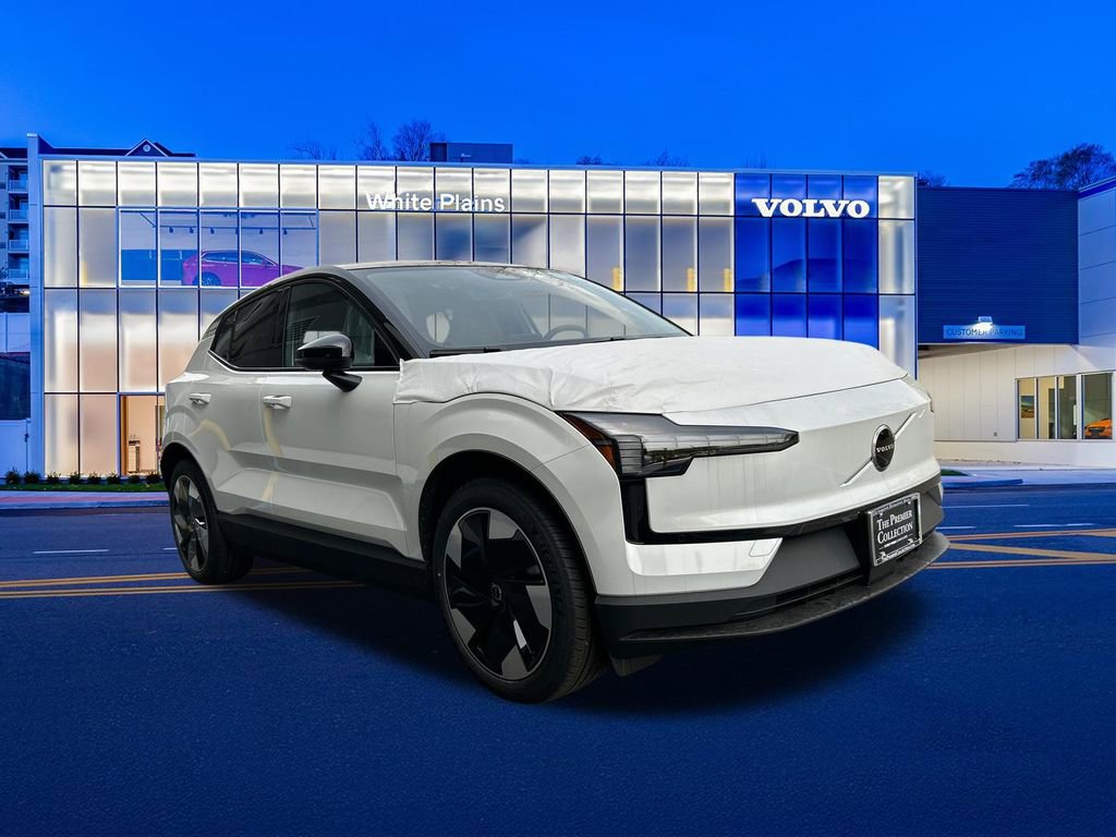 New 2026 Volvo EX30 Plus w/ Climate Package