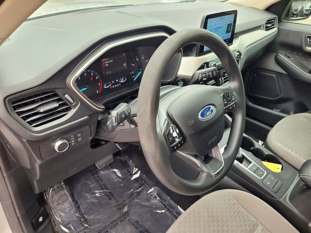 Used 2020 Ford Escape SE image 21