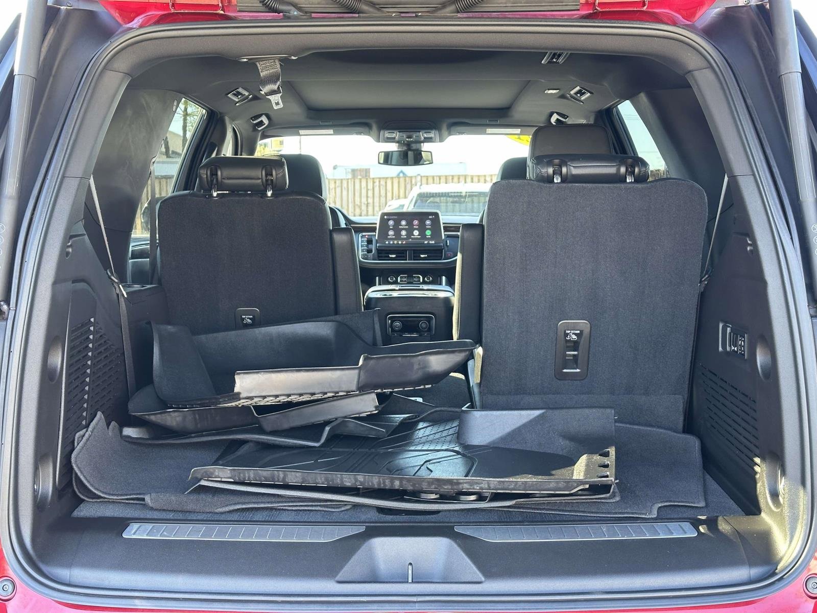 Used 2021 Chevrolet Tahoe Z71 w/ Z71 Off-Road Package image 24