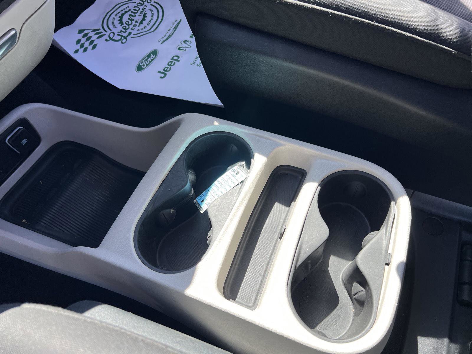 Used 2017 Chrysler Pacifica Touring image 31