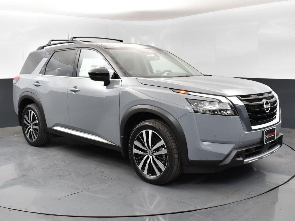New 2025 Nissan Pathfinder Platinum w/ Cargo Package image 2