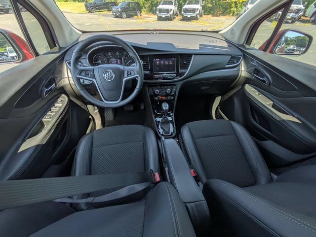 Used 2022 Buick Encore Preferred w/ Safety Package FWD image 31