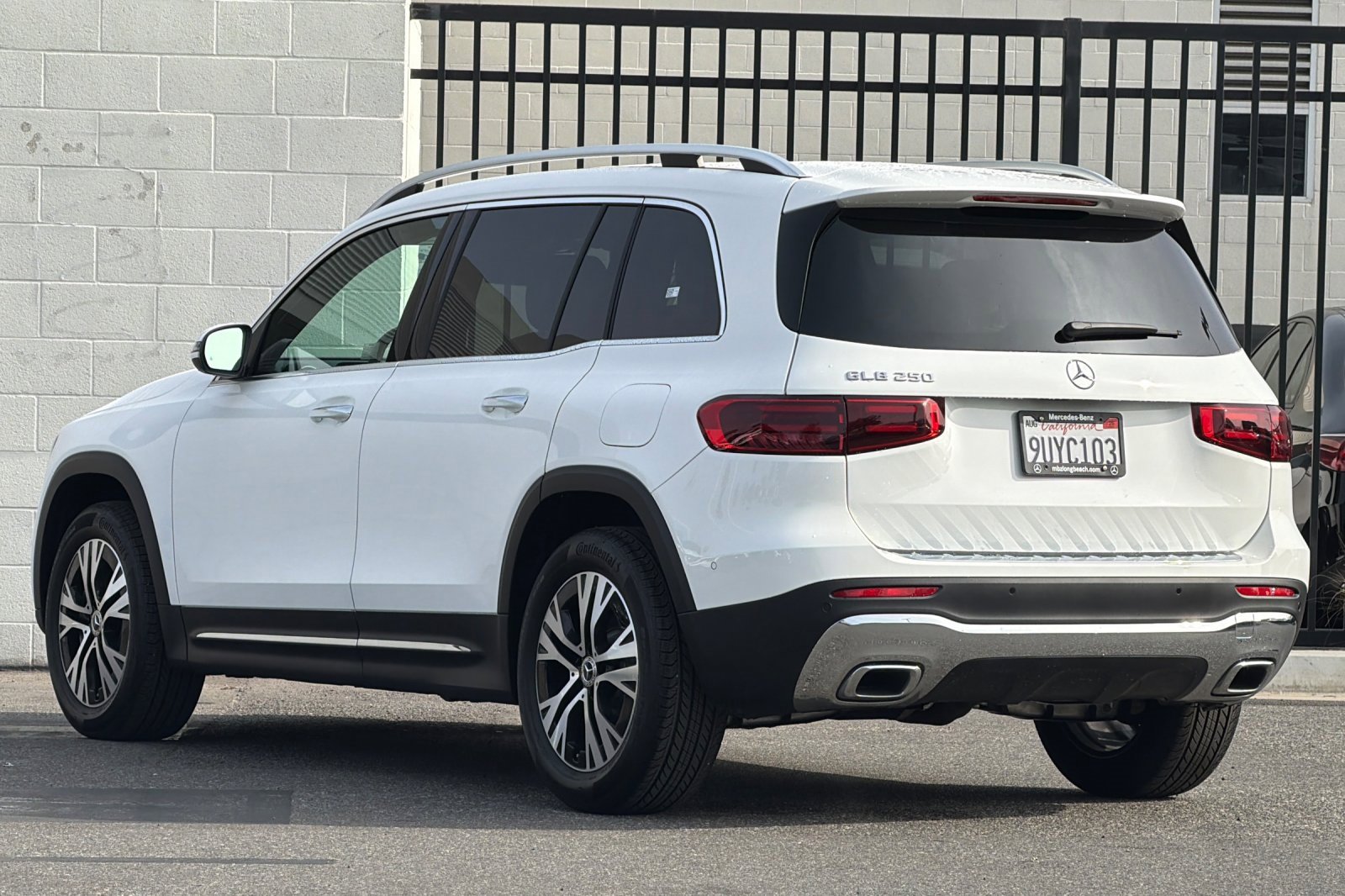 Certified 2025 Mercedes-Benz GLB 250 image 6