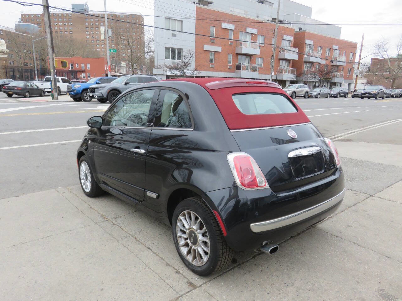 Used 2012 FIAT 500 Lounge w/ Luxury Leather Pkg image 5