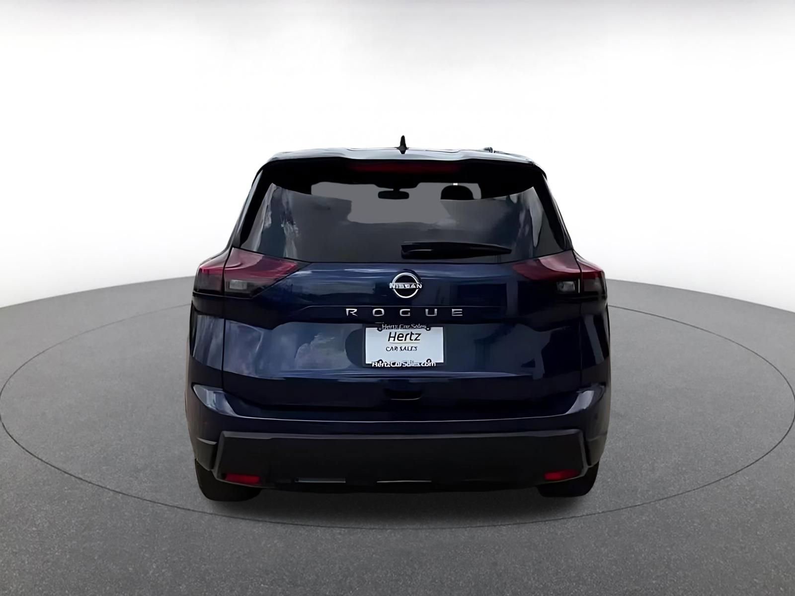 Used 2025 Nissan Rogue SV FWD image 12