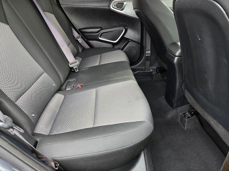 Used 2024 Kia Soul LX w/ Option Group 015 FWD image 15