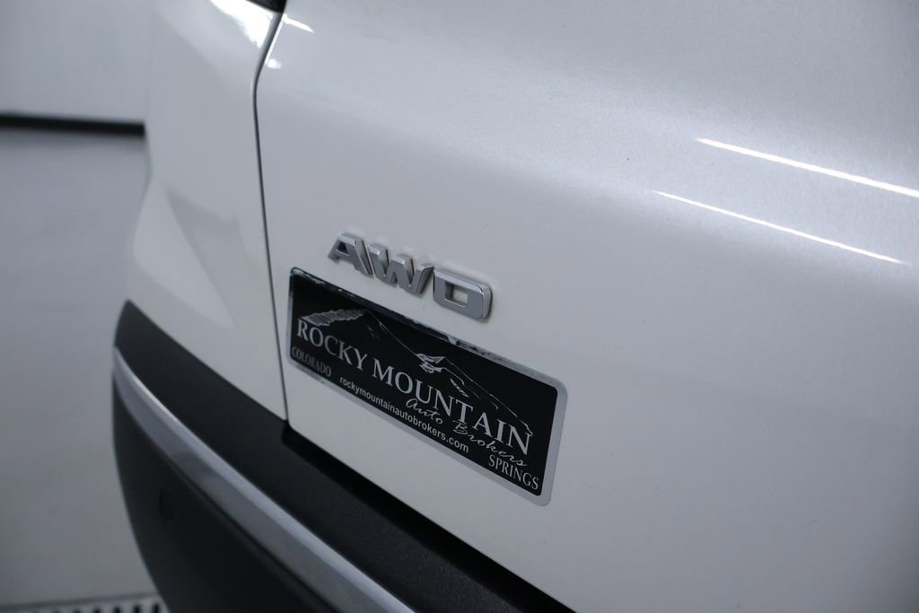 Used 2020 Cadillac XT5 Sportv w/ Platinum Package image 11