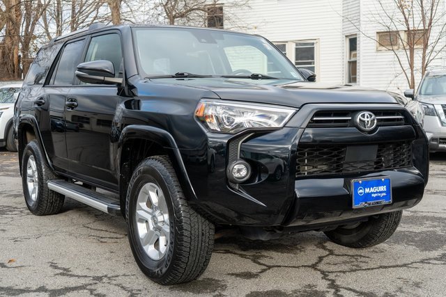 Used 2023 Toyota 4Runner SR5 Premium image 4