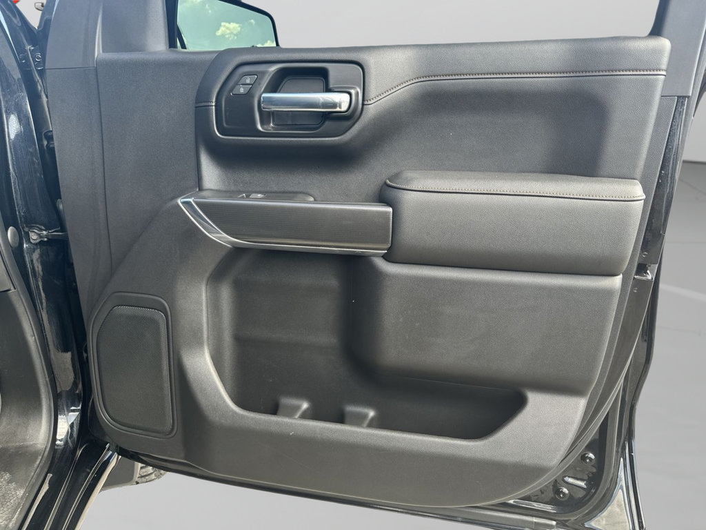 Used 2022 GMC Sierra 1500 AT4 AWD/4WD image 37