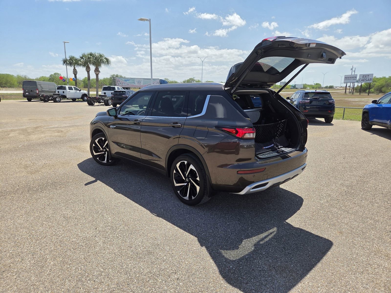 Used 2024 Mitsubishi Outlander SEL Black Edition AWD/4WD image 25