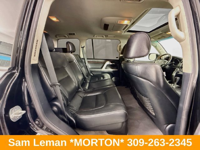 Used 2015 Toyota Land Cruiser AWD/4WD image 31