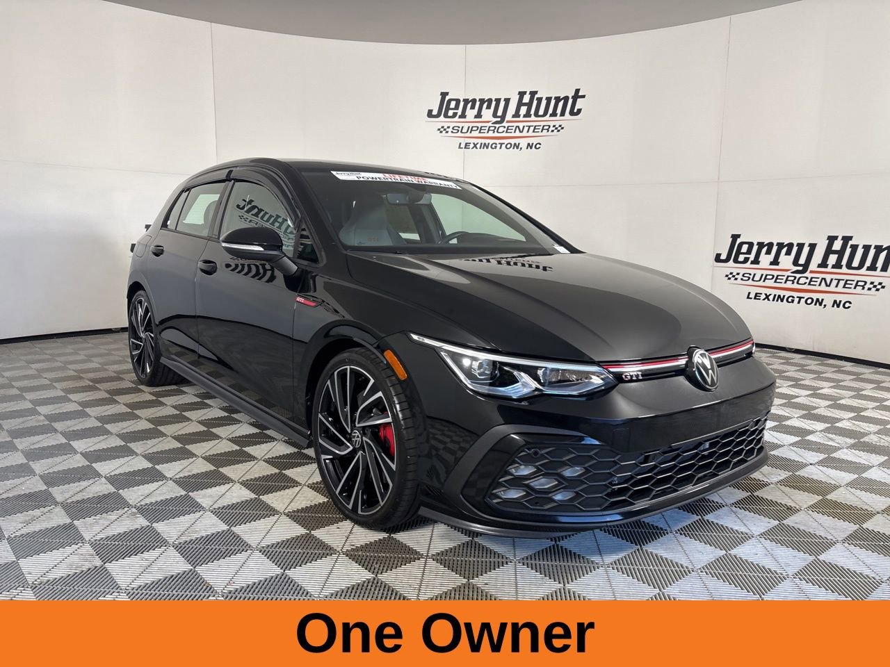 Used 2024 Volkswagen GTI Autobahn image 4