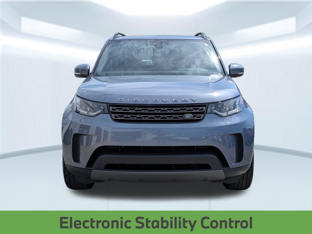 Used 2018 Land Rover Discovery SE AWD/4WD image 11