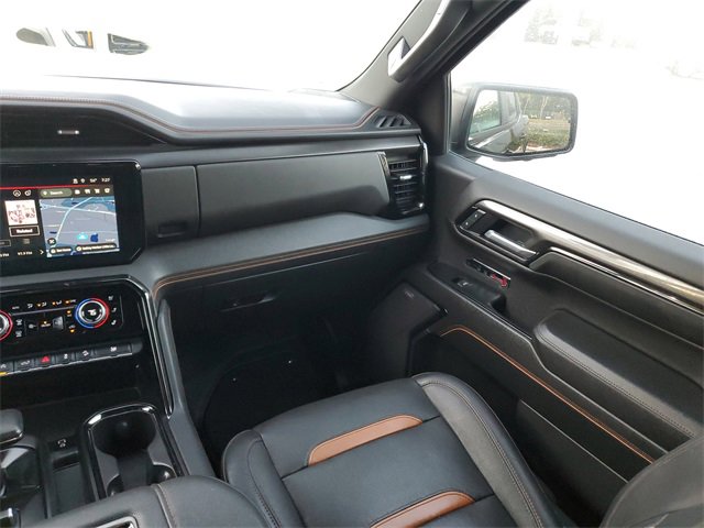 Used 2022 GMC Sierra 1500 AT4 w/ AT4 Premium Package image 15