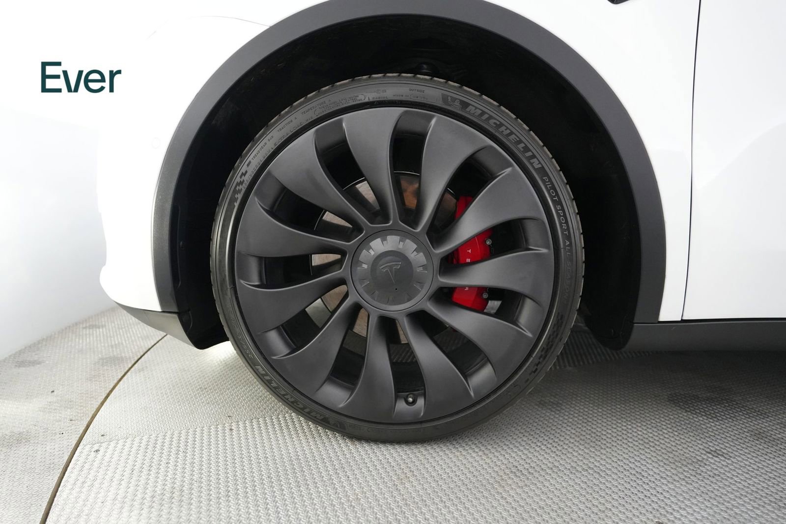 Used 2022 Tesla Model Y Performance image 19