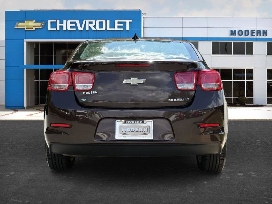 Used 2015 Chevrolet Malibu LT w/ Power Convenience Package FWD image 4