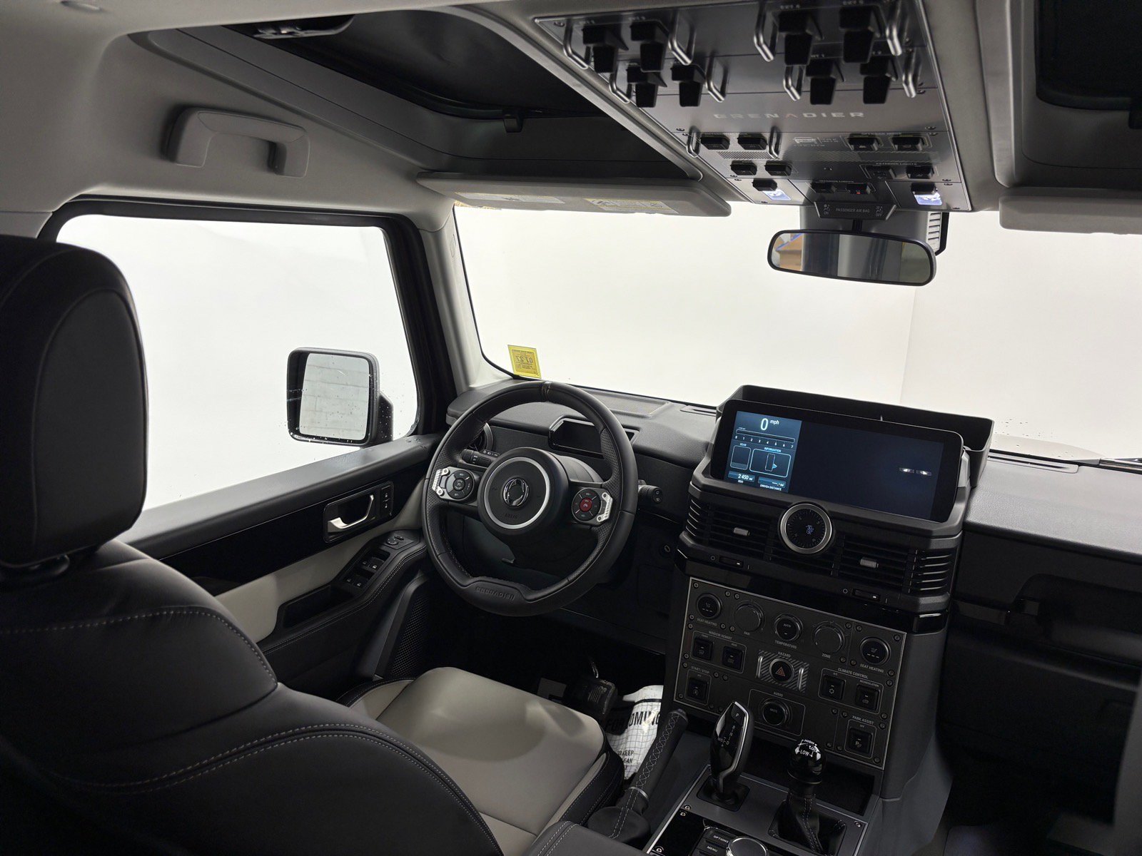 Used 2025 INEOS Grenadier Station Wagon AWD/4WD image 31