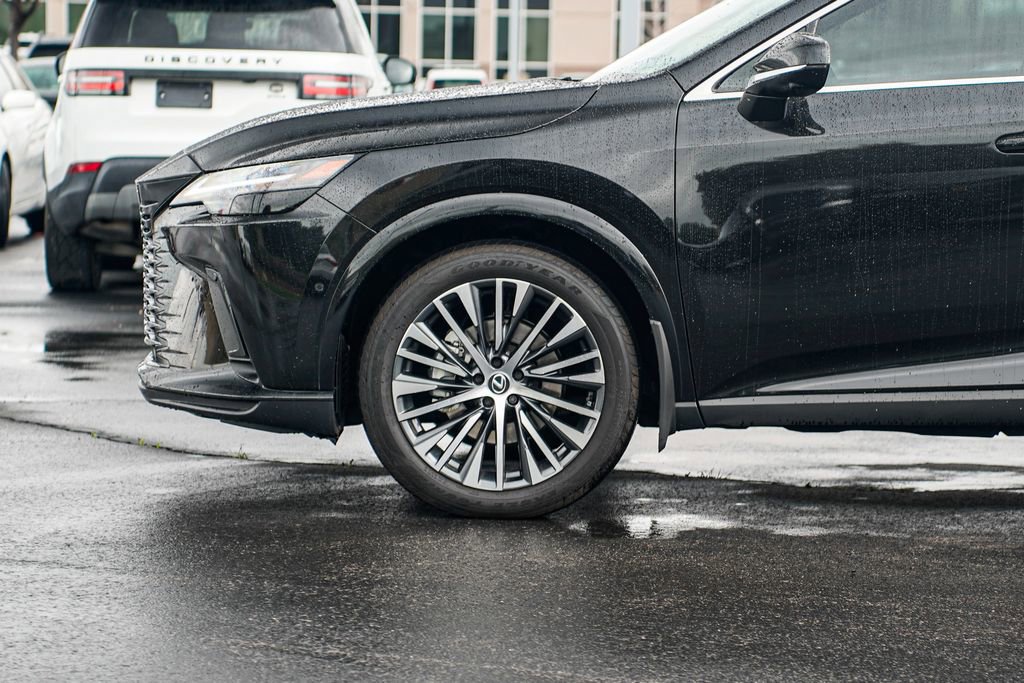 Used 2024 Lexus RX 350 Premium Plus w/ Convenience Package image 8