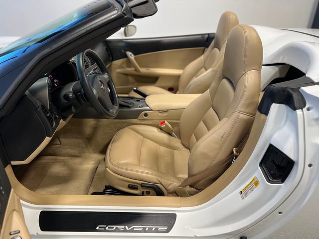 Used 2006 Chevrolet Corvette Convertible w/ Preferred Equipment Group image 19