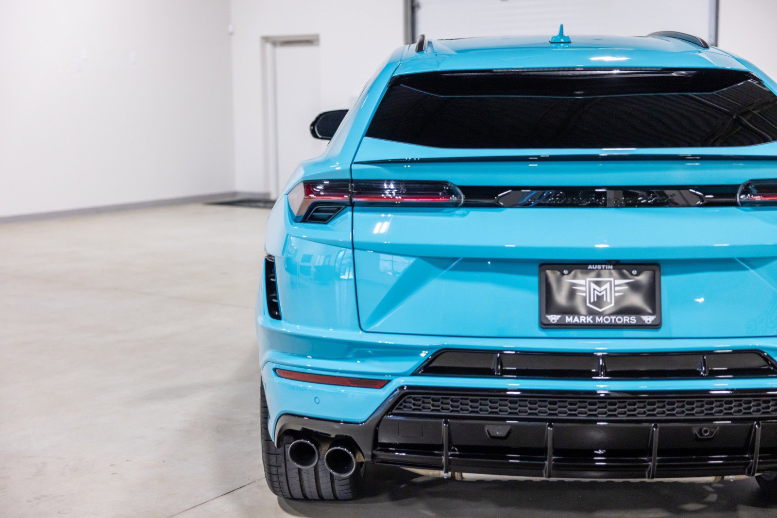 Used 2024 Lamborghini Urus S AWD/4WD image 14