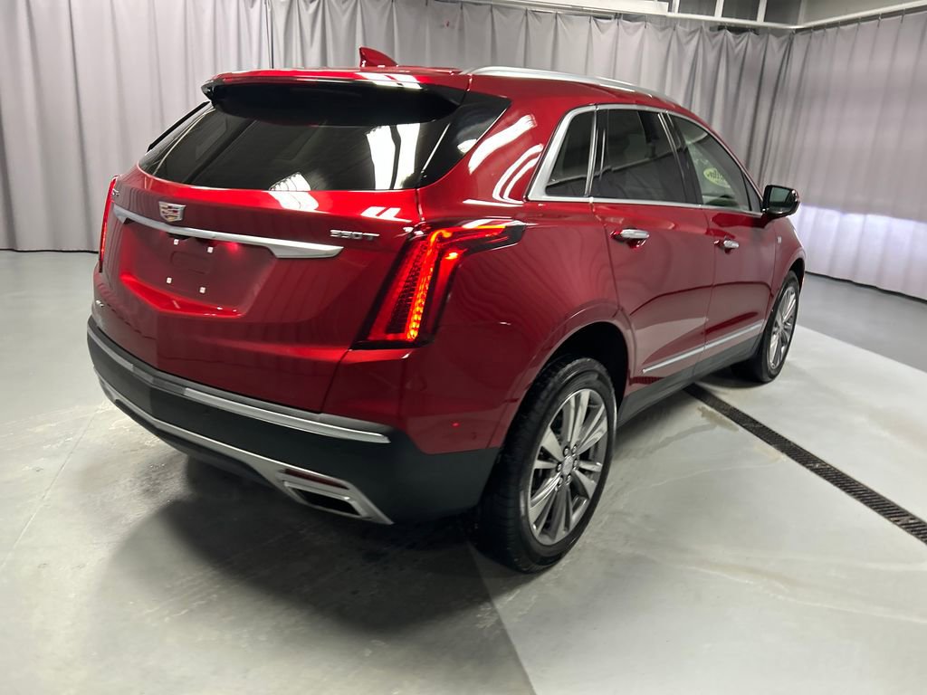 Used 2024 Cadillac XT5 Premium Luxury w/ Technology Package image 7
