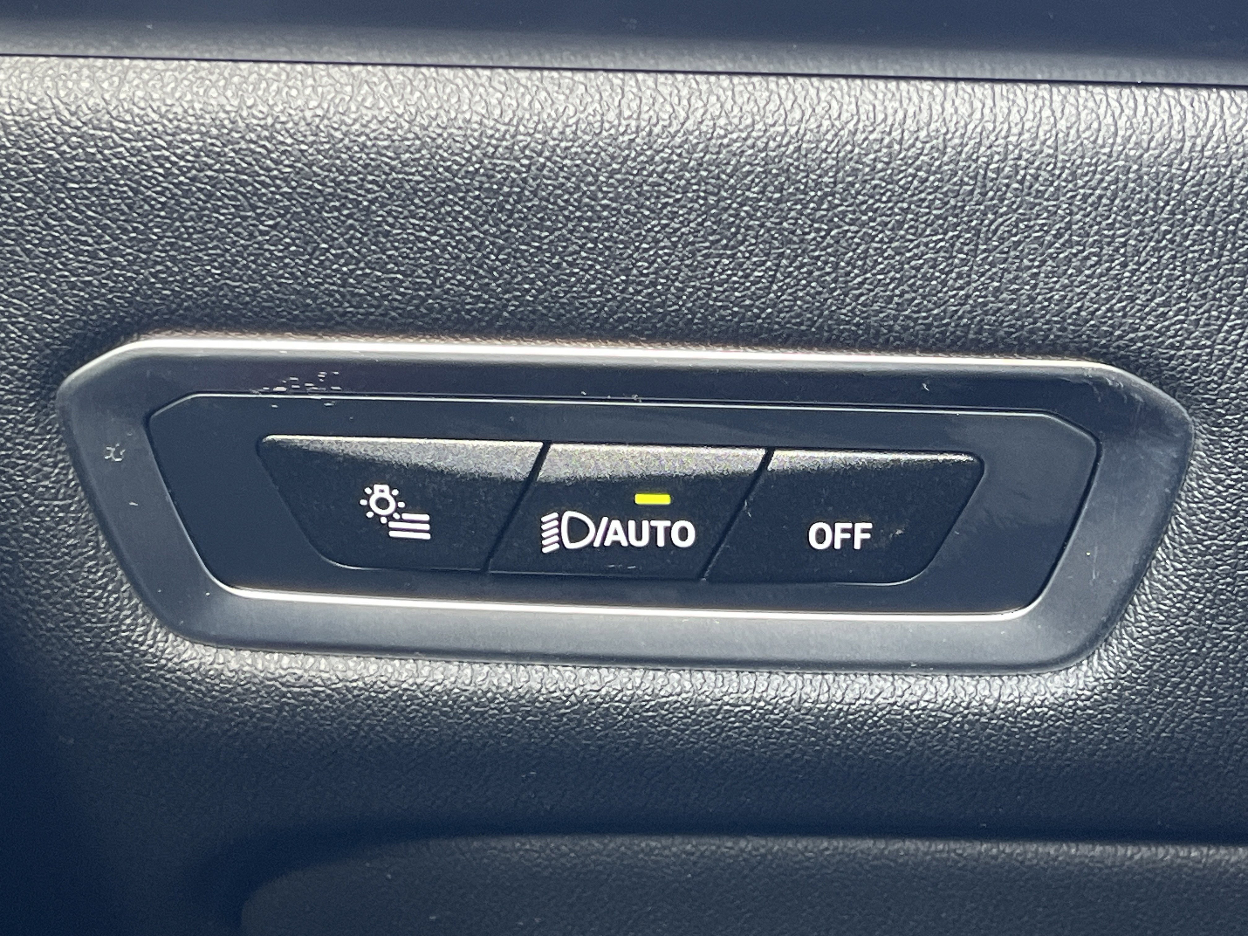 Certified 2024 BMW X7 M60i w/ Executive Package image 16