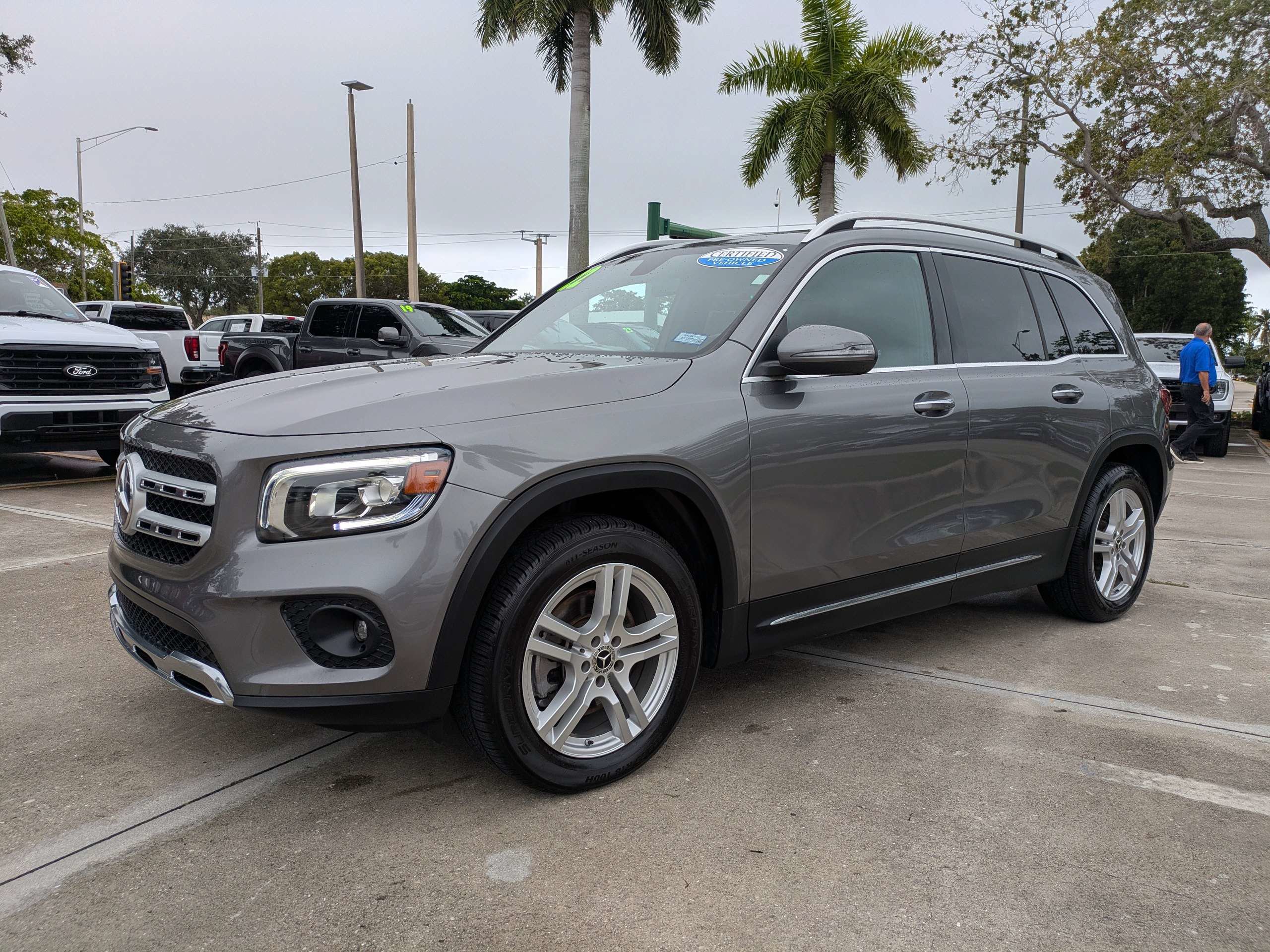 Used 2022 Mercedes-Benz GLB 250 4MATIC image 7