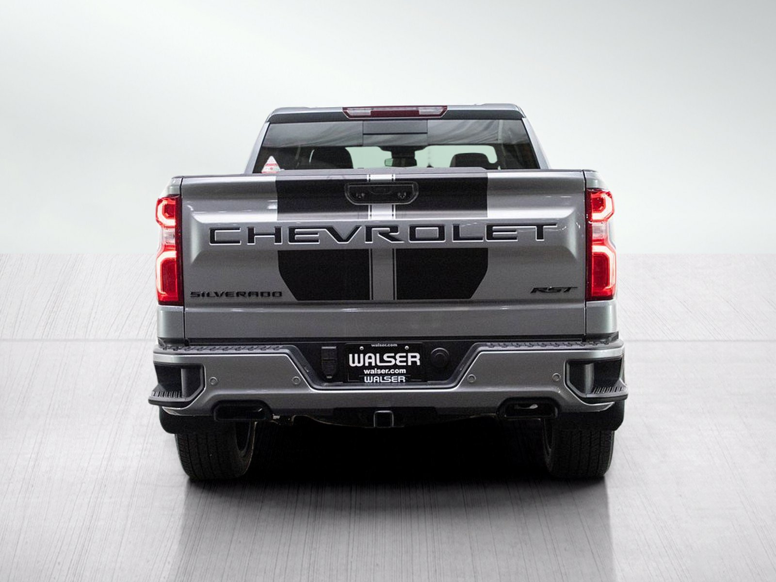 Used 2024 Chevrolet Silverado 1500 RST w/ Rally Edition AWD/4WD image 4