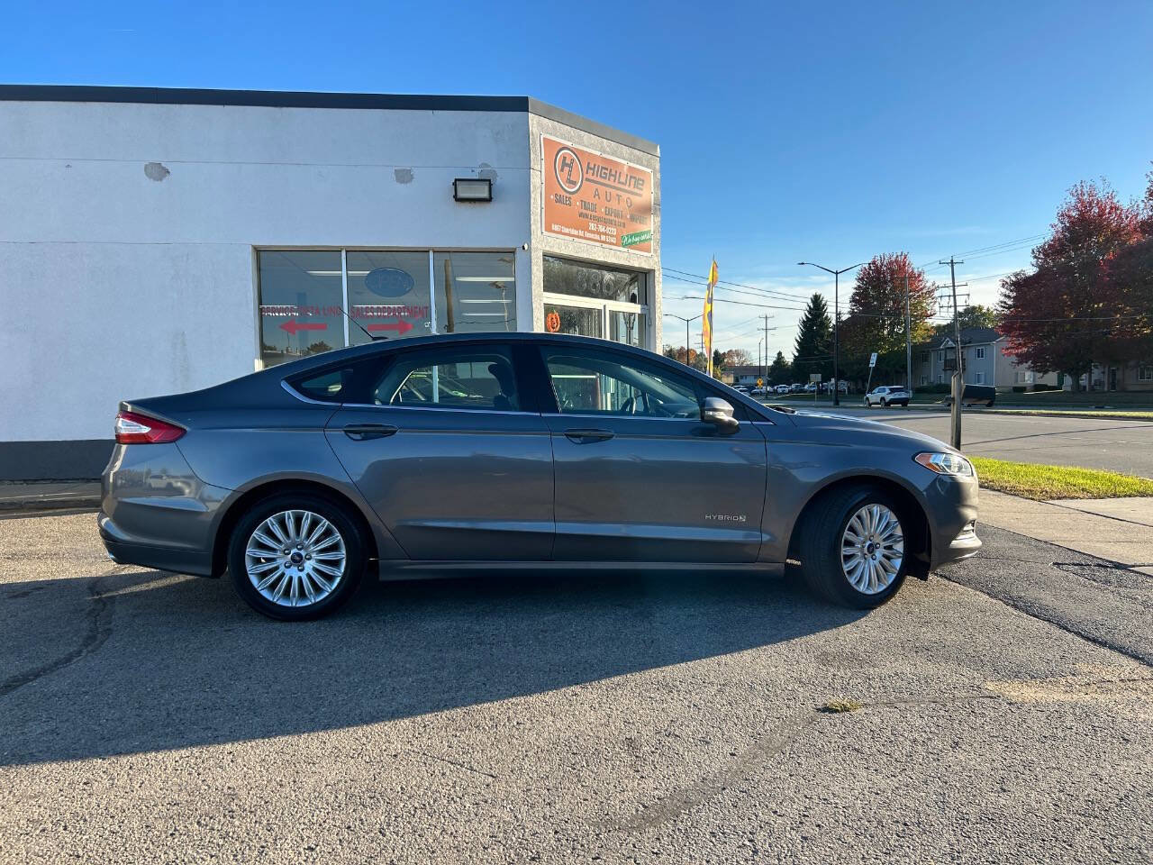 Used 2013 Ford Fusion SE image 3