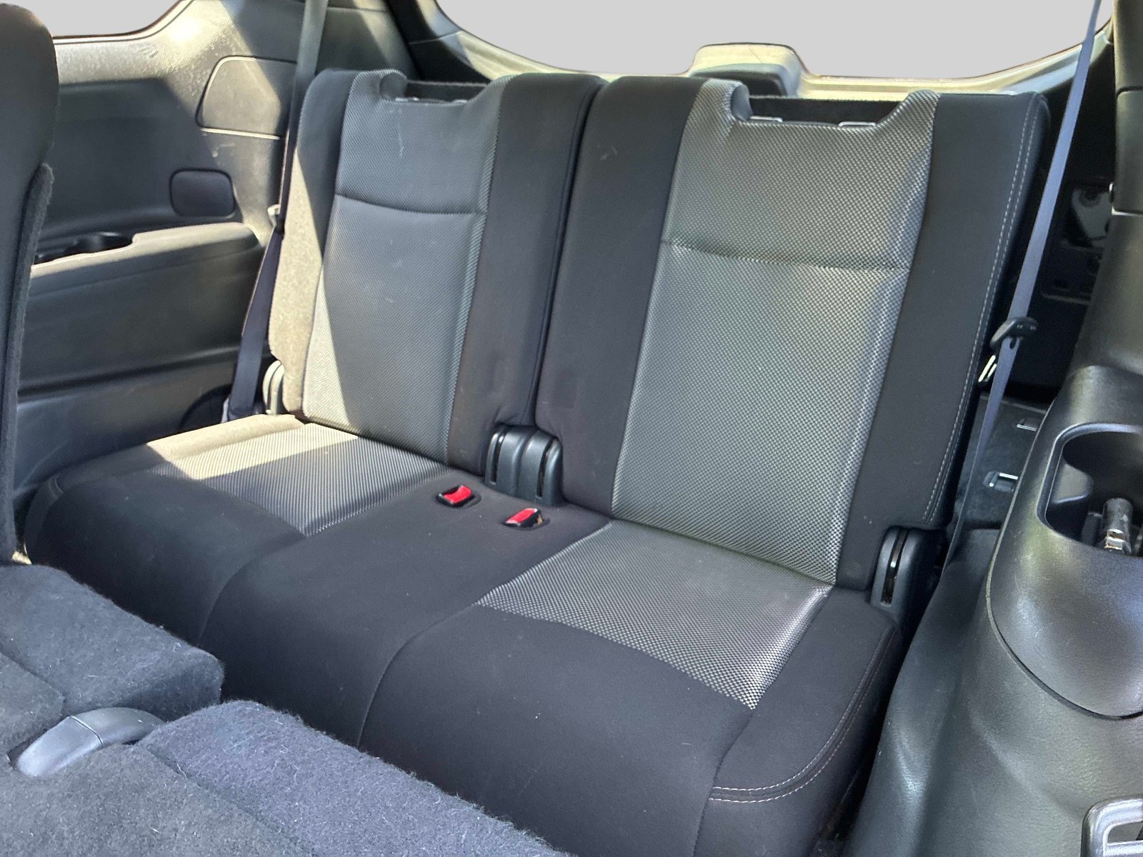 Used 2018 Nissan Pathfinder S AWD/4WD image 14