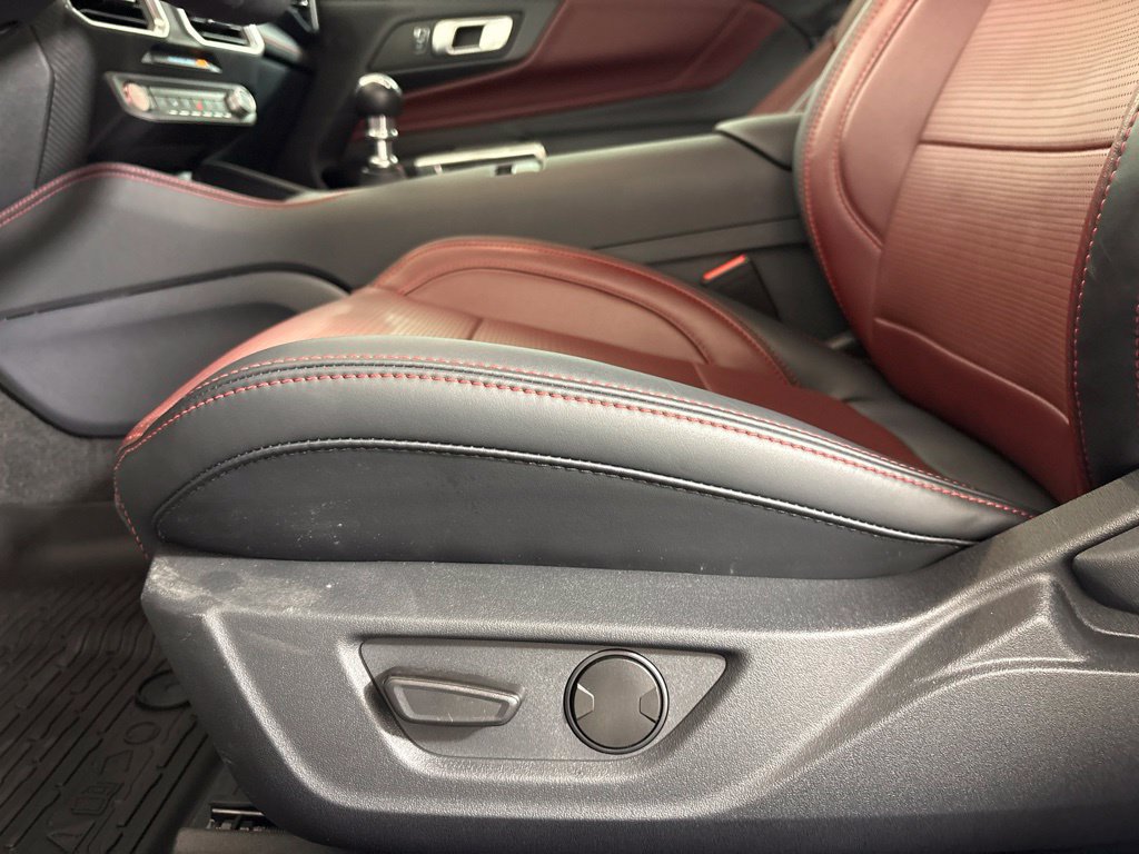 Used 2025 Ford Mustang GT Premium RWD image 25