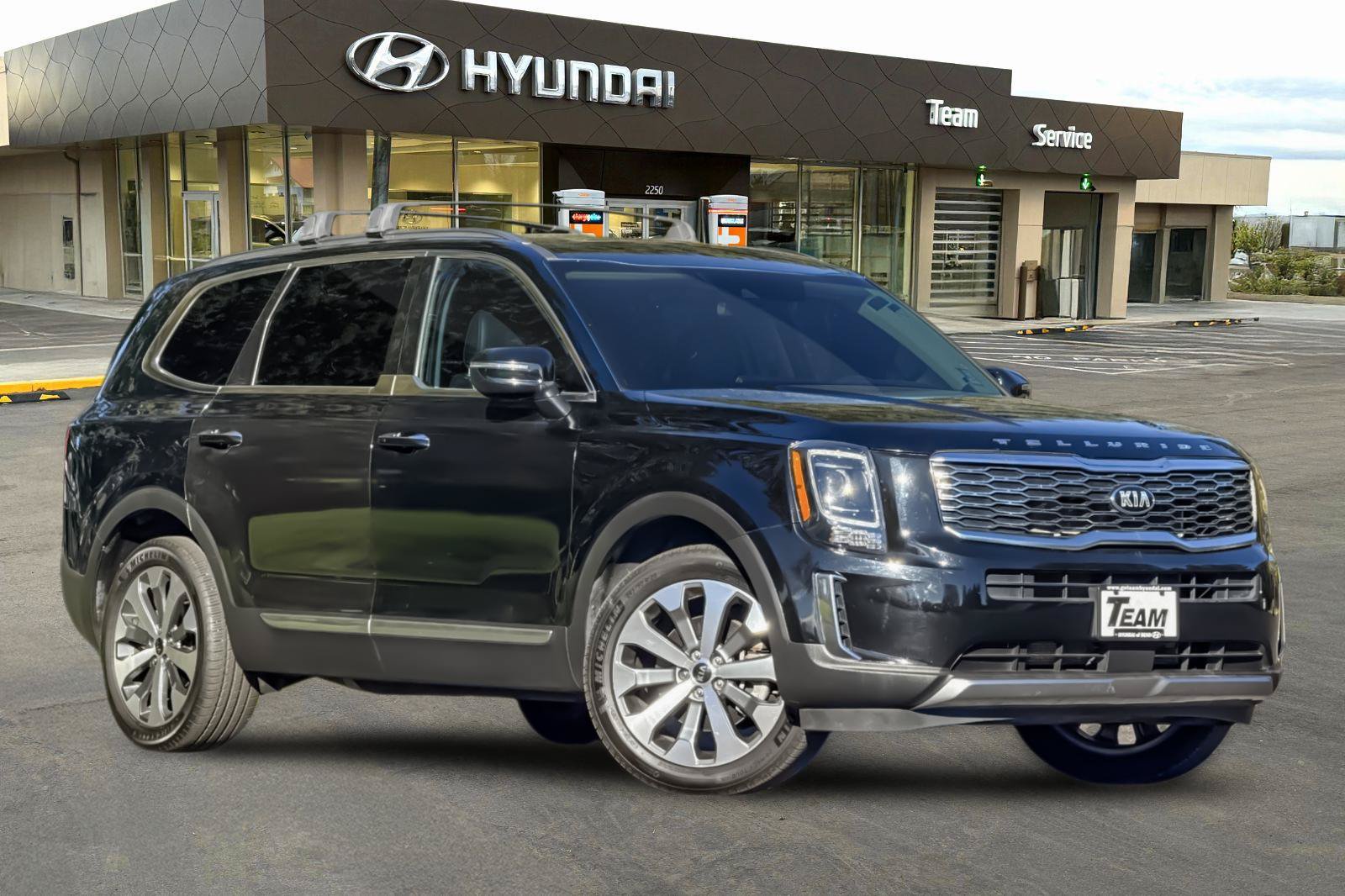 Used 2020 Kia Telluride S AWD/4WD image 2