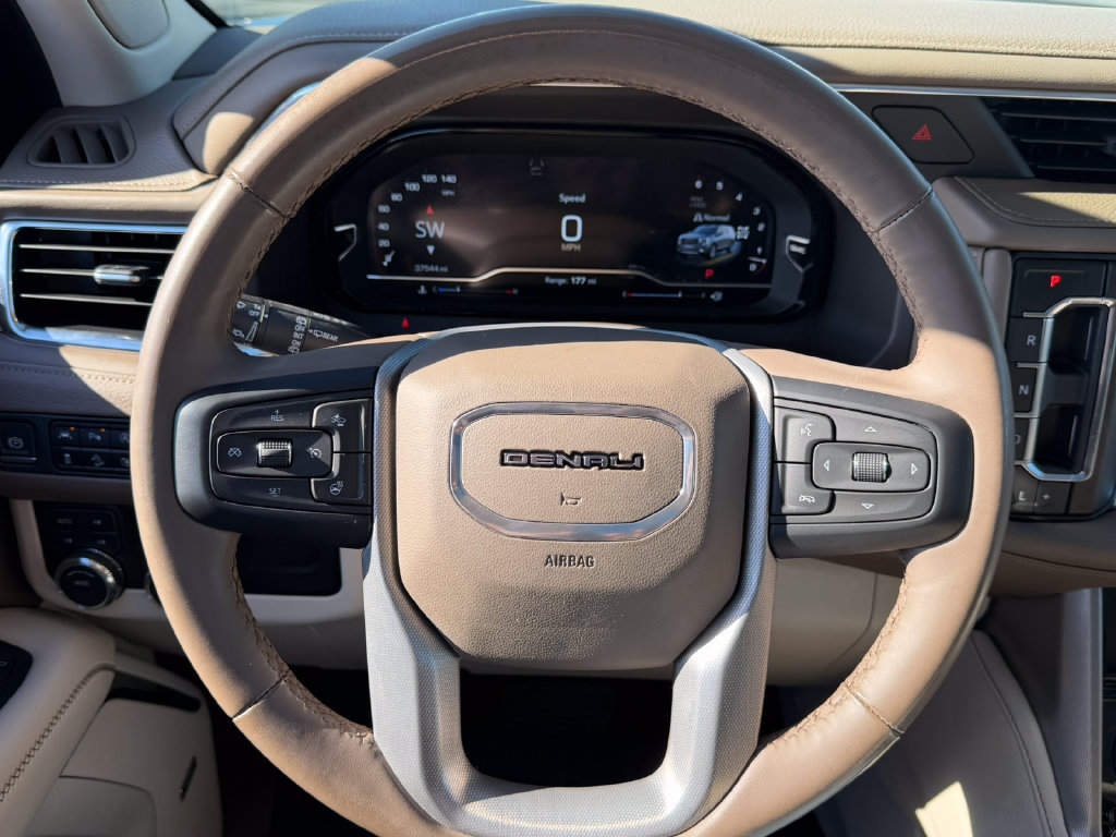 Certified 2023 GMC Yukon Denali AWD/4WD image 38