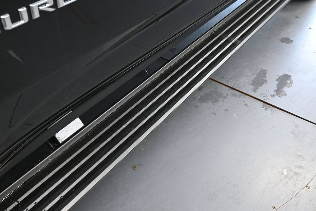 New 2026 Chevrolet Suburban High Country AWD/4WD image 11