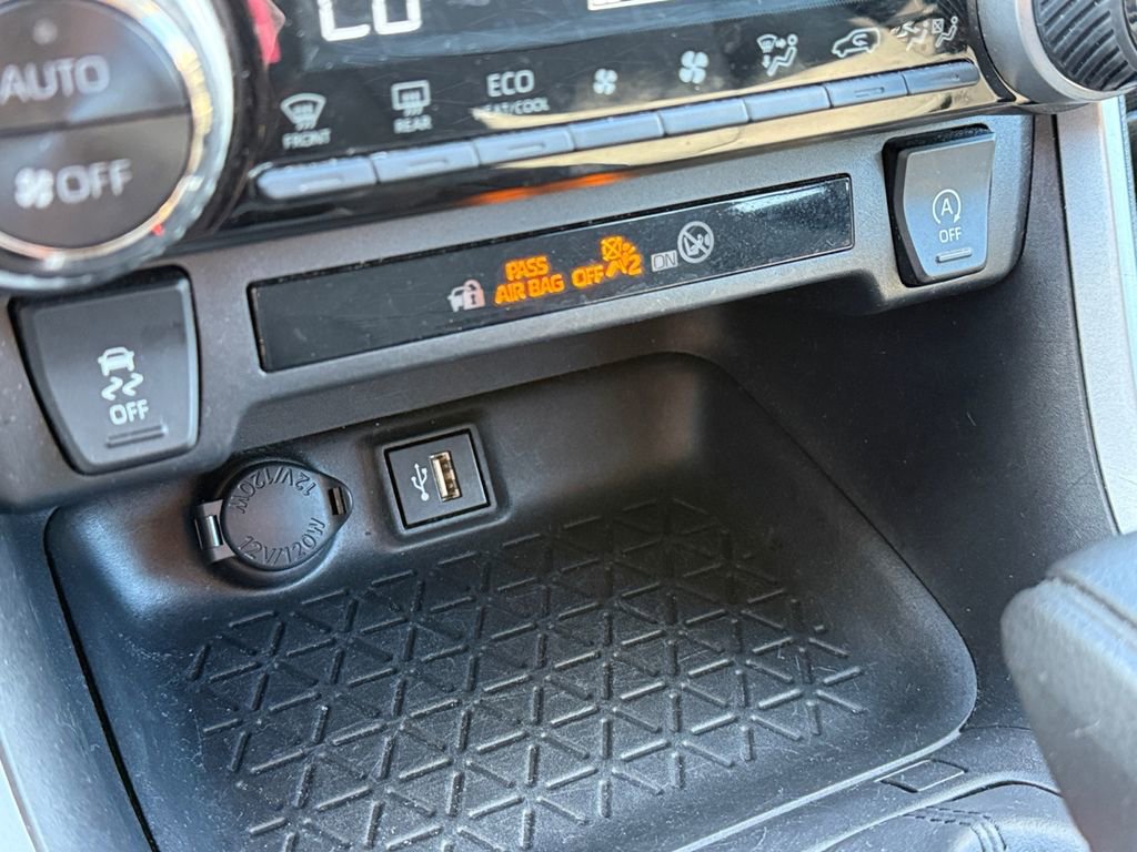 Certified 2024 Toyota RAV4 XLE image 36