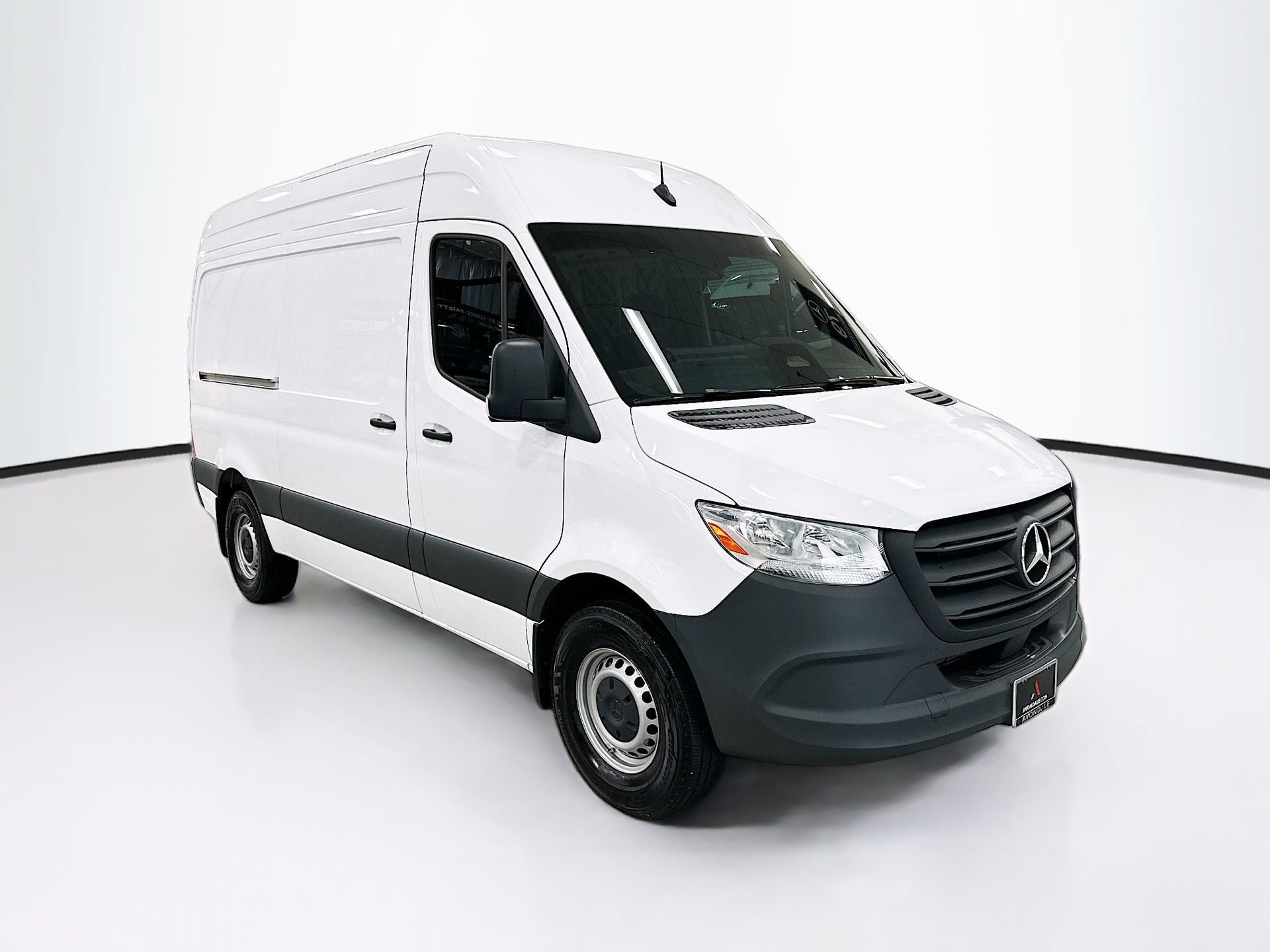 Certified 2025 Mercedes-Benz Sprinter 2500 image 1